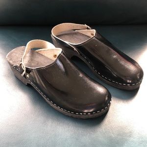 Wood-Sole Black Patent Leather Heel Strap Clogs 40